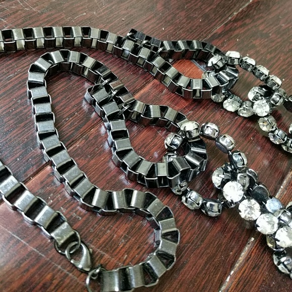 Ann Taylor Gunmetal and Crystal Box Chain Long Statement Necklace - Picture 3 of 3